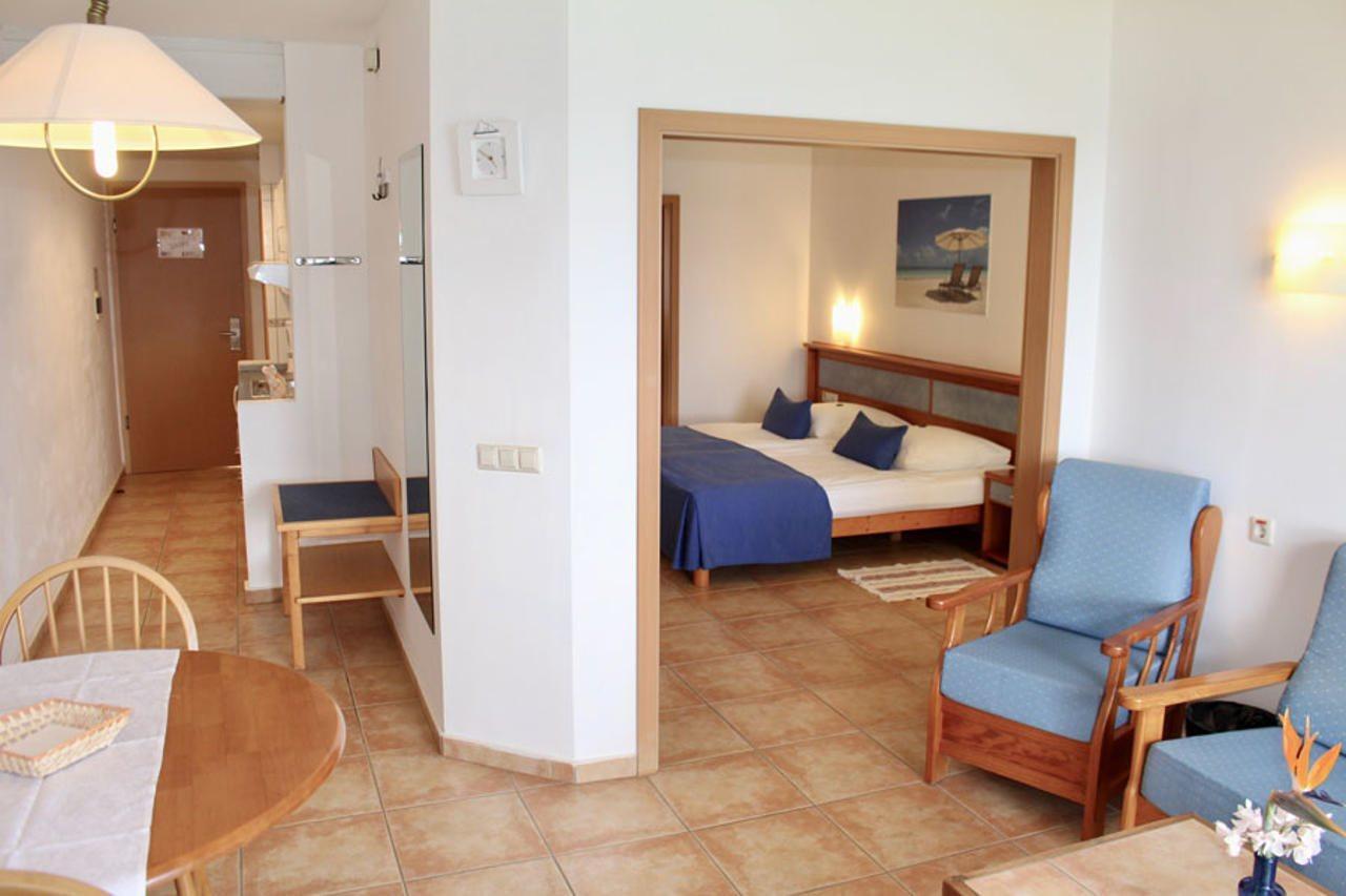 Suite Hotel Marina Playa Esquinzo Exterior foto