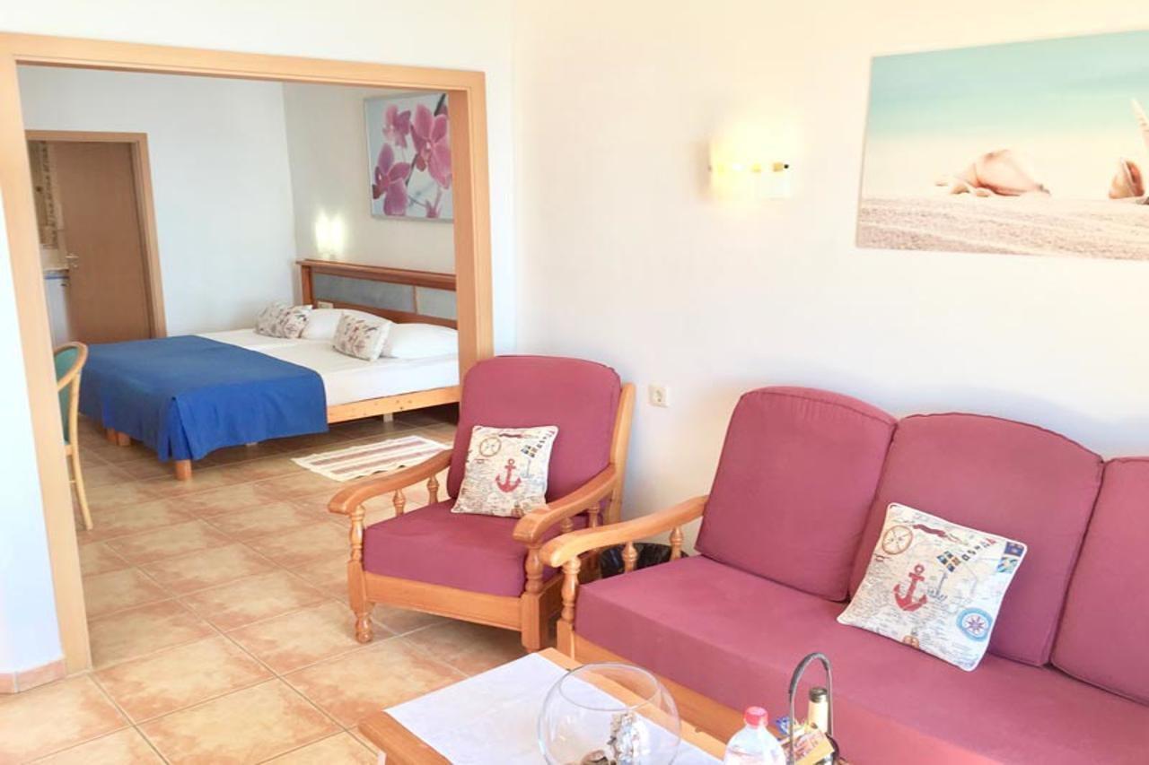 Suite Hotel Marina Playa Esquinzo Exterior foto