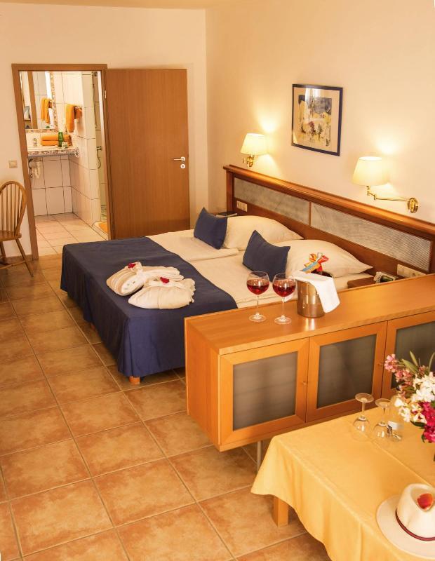 Suite Hotel Marina Playa Esquinzo Exterior foto